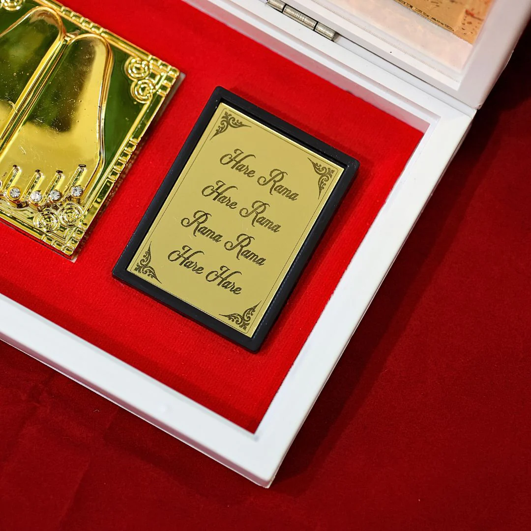 Divine Radha Krishna Pocket temple- Gold & Silver platted - Image 4