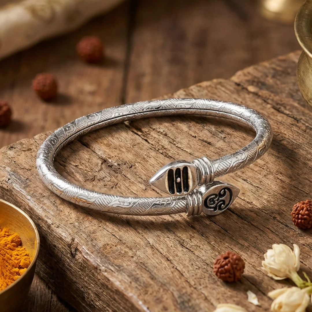 Premium Murugan Vel Kada | Spiritual Jewelry for Strength and Protection - Image 9